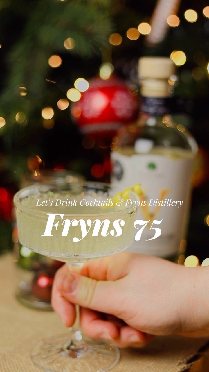 Had to repost this amazing cocktail that I made with @fryns_distillery Vieux Systeme. Which gives this spin on a classic French 75 much more character. Amazing cocktail to enjoy for any type of party!

—-
#mindfulmixologist #cocktailarts #cocktailblog #craftmixology #mixologycocktail #imbibemagazine #favouritecocktail #Cocktailblogger #cocktailsforyou #cocktailacademy #craftedmixology #perfectserve #nextlevelbartending  #mixologist #craftcocktails #cocktails #cocktailporn #imbibe #gintime #bartender  #bartenders #mixology #drinkpic #drinksofinstagram #drinkers #drinkspecial #cocktailsforyou #cocktailsanddreams #cocktaillovers #cocktailculture #mixologyart